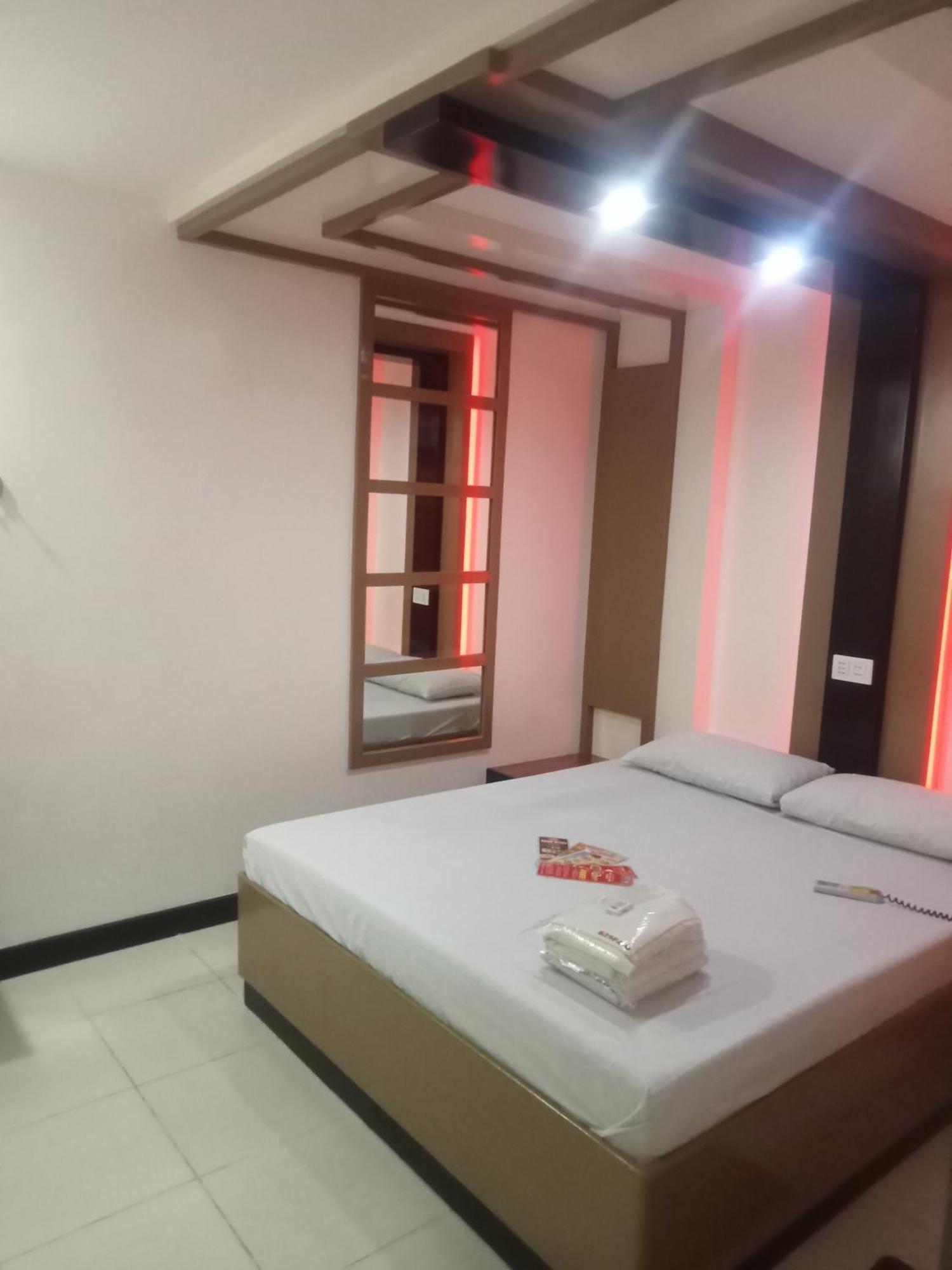 Hotel Sogo Cabanatuan Exterior photo